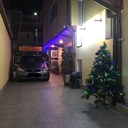 Hotel Triumph Nowa Zagora Zewnętrze zdjęcie