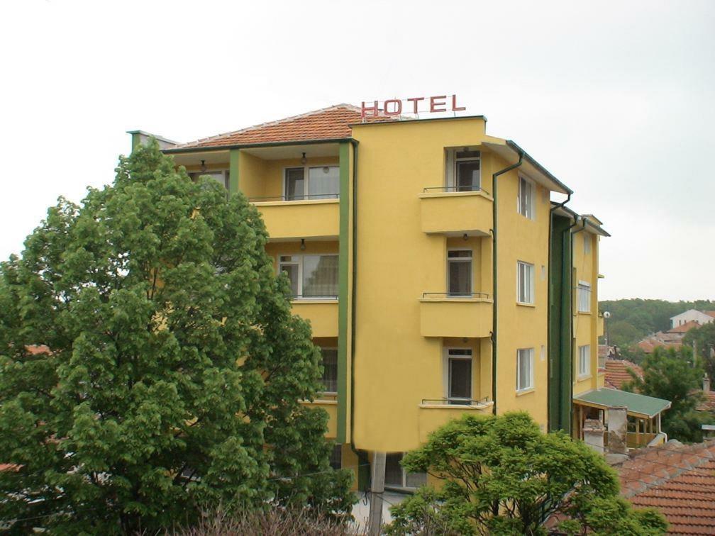 Hotel Triumph Nowa Zagora Zewnętrze zdjęcie
