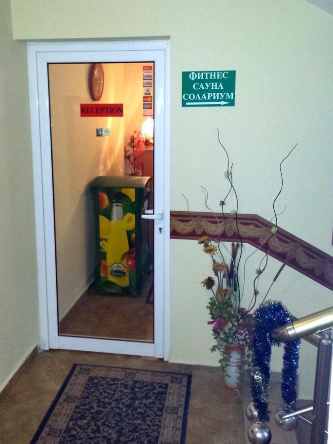 Hotel Triumph Nowa Zagora Zewnętrze zdjęcie