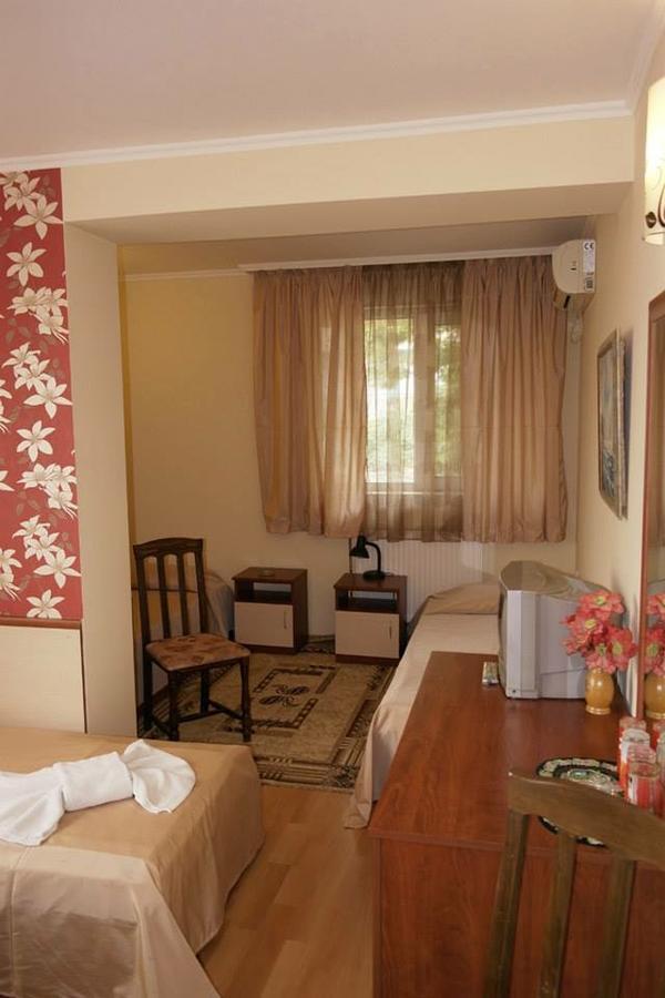 Hotel Triumph Nowa Zagora Zewnętrze zdjęcie
